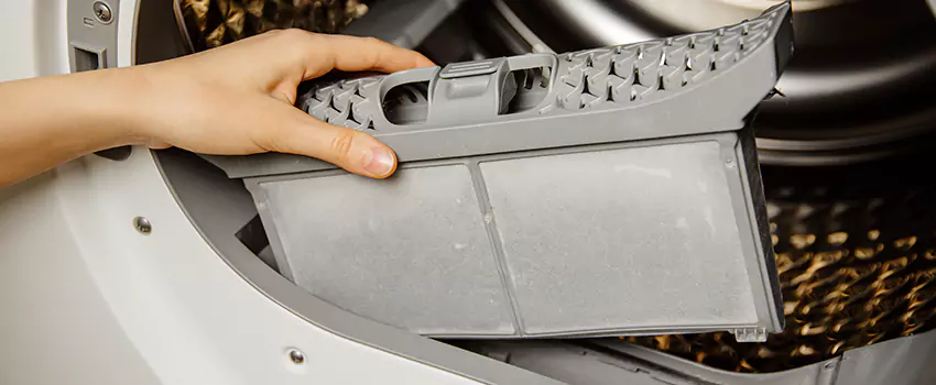 Signs Of A Clogged Dryer Lint Trap in Hendersonville, Tennessee